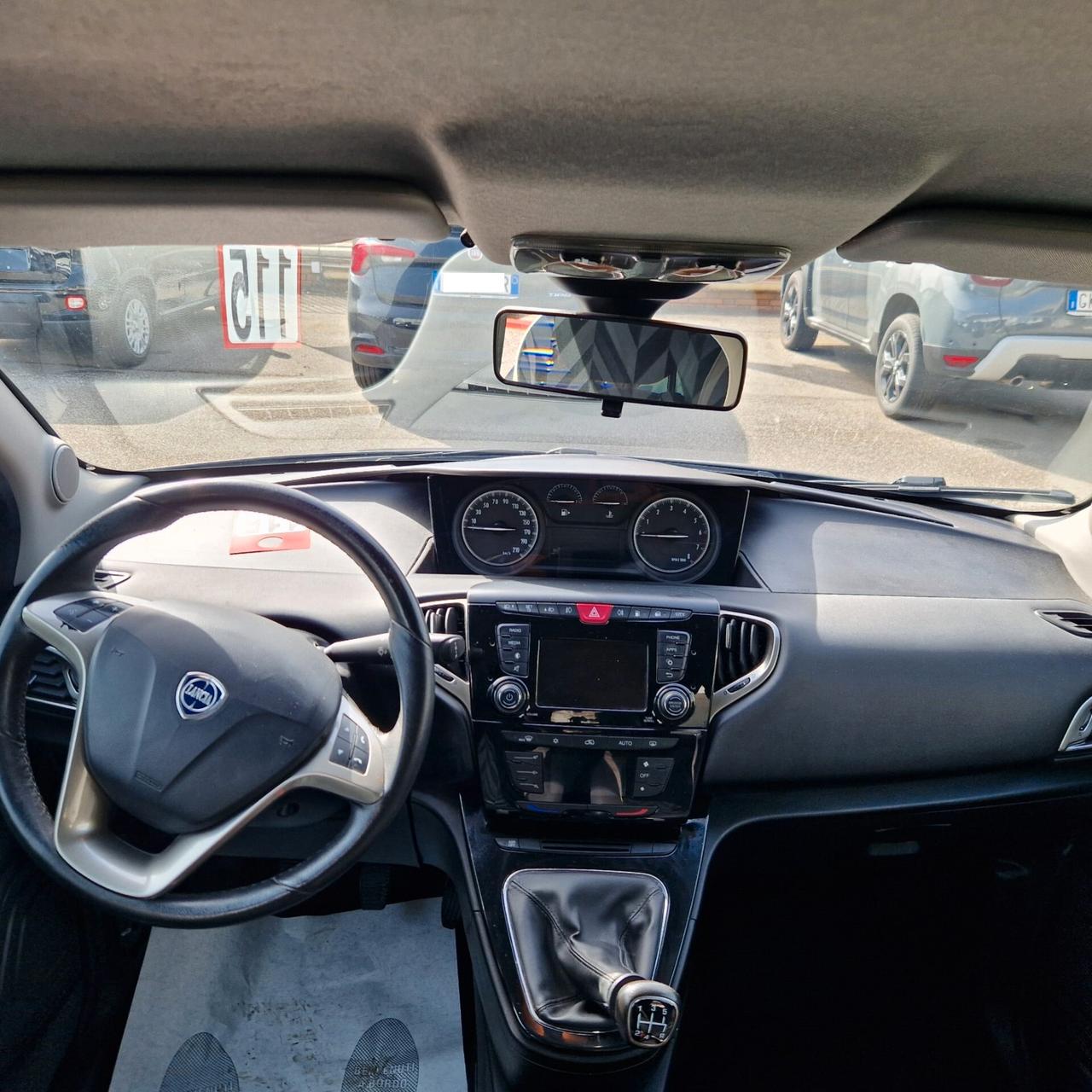 Lancia Ypsilon GPL Ecochic Gold