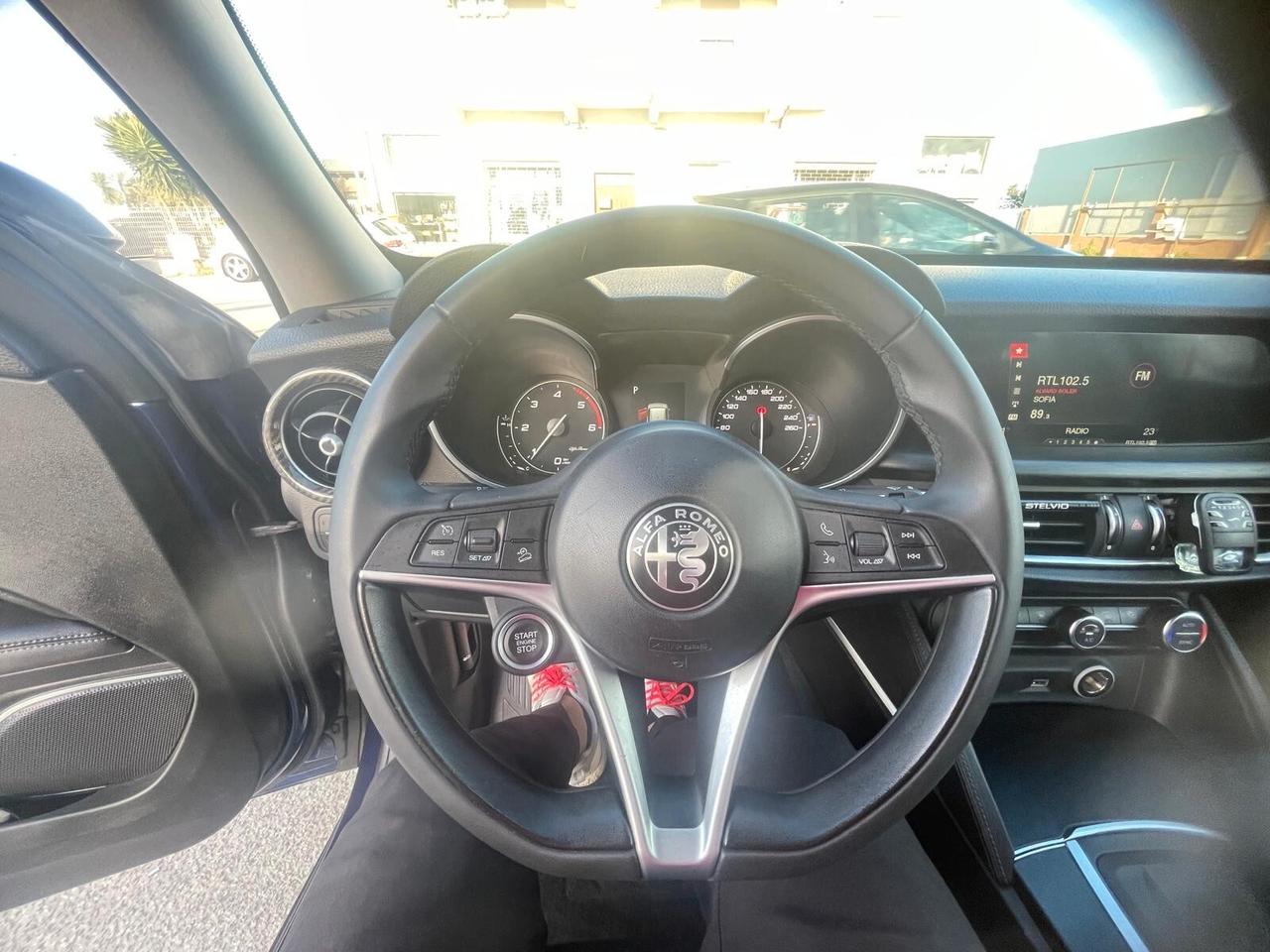 Alfa Romeo Stelvio 2.2 Turbodiesel 210 CV AT8 Q4 Business