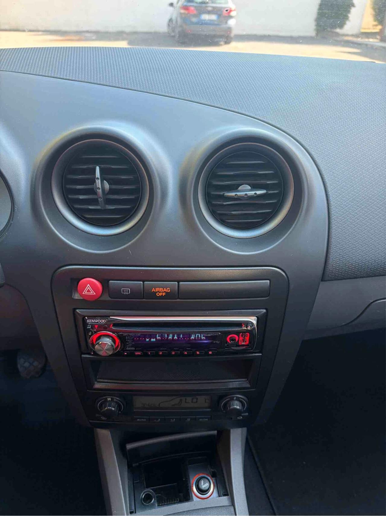 Seat Ibiza 1.4 TDI 80CV DPF 5p. Special Ed.