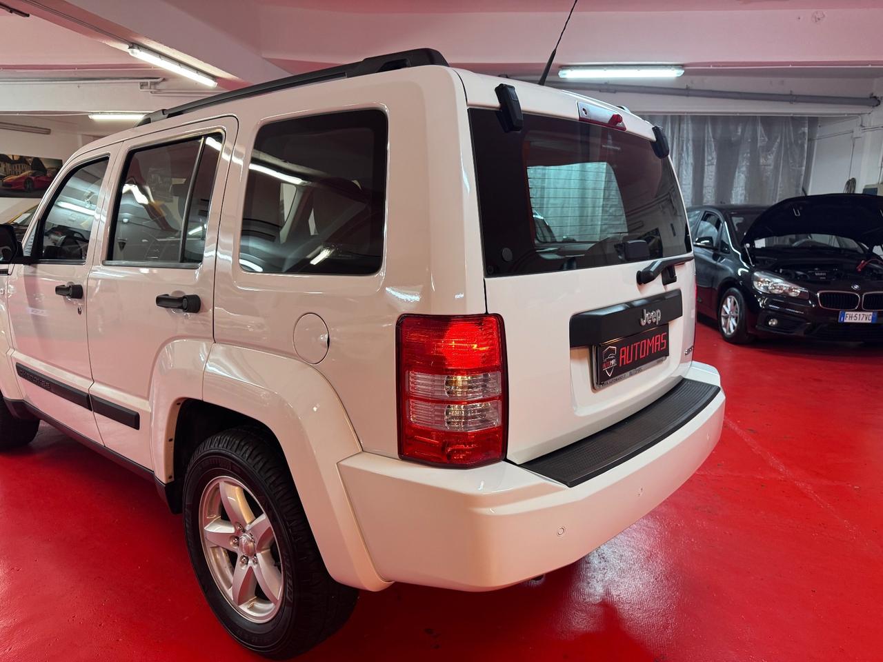 Jeep Cherokee 2.8 CRD DPF Limited Auto