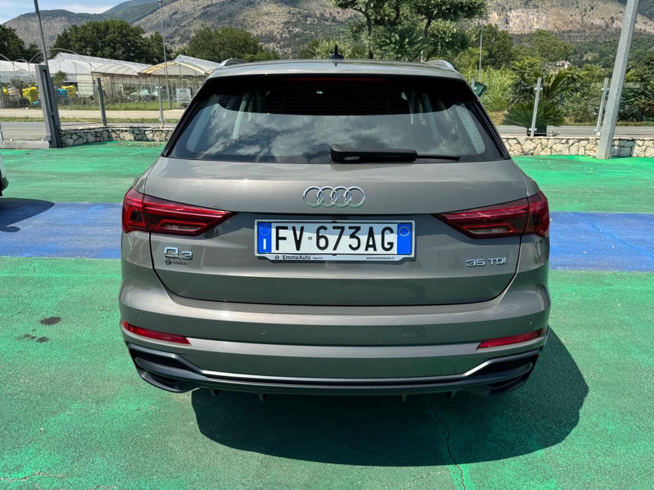 Audi Q3 2.0 TDI 150 CV S tronic line Edition