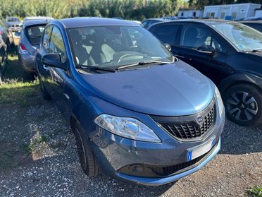 LANCIA Ypsilon III 2021 - Ypsilon 1.0 firefly hybrid Silver s&s 70cv