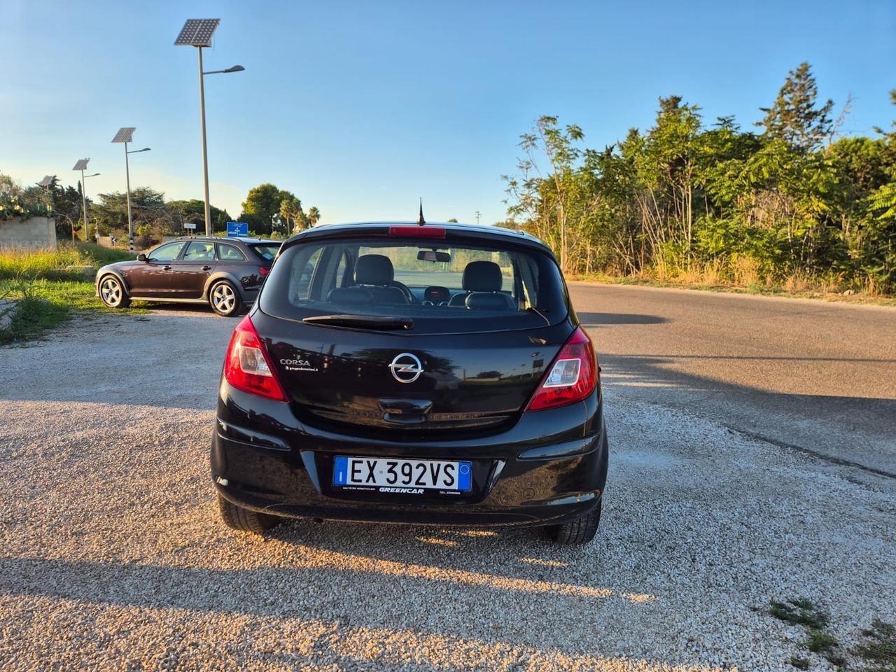 Opel Corsa 1.2 BENZINA E GPL