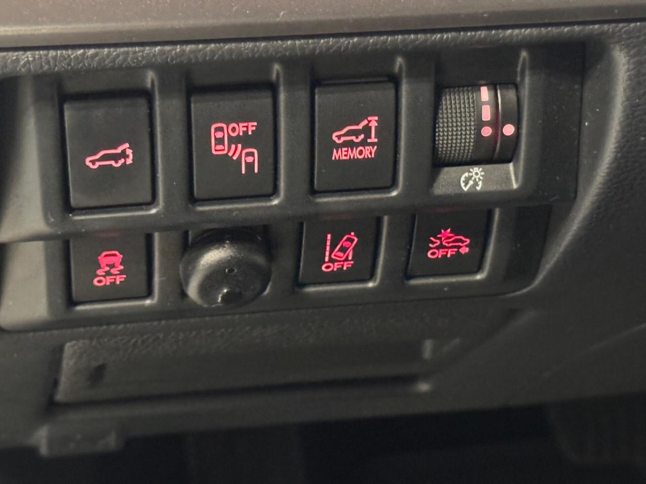 Subaru OUTBACK 2.0d Automatico 4x4 Gancio Traino !