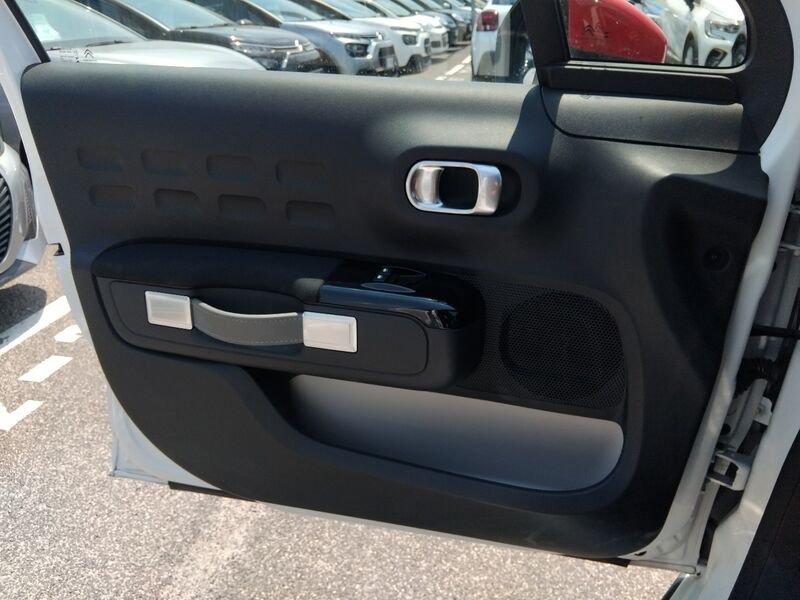 Citroën C3 III 2017 1.2 puretech Shine s&s 83cv