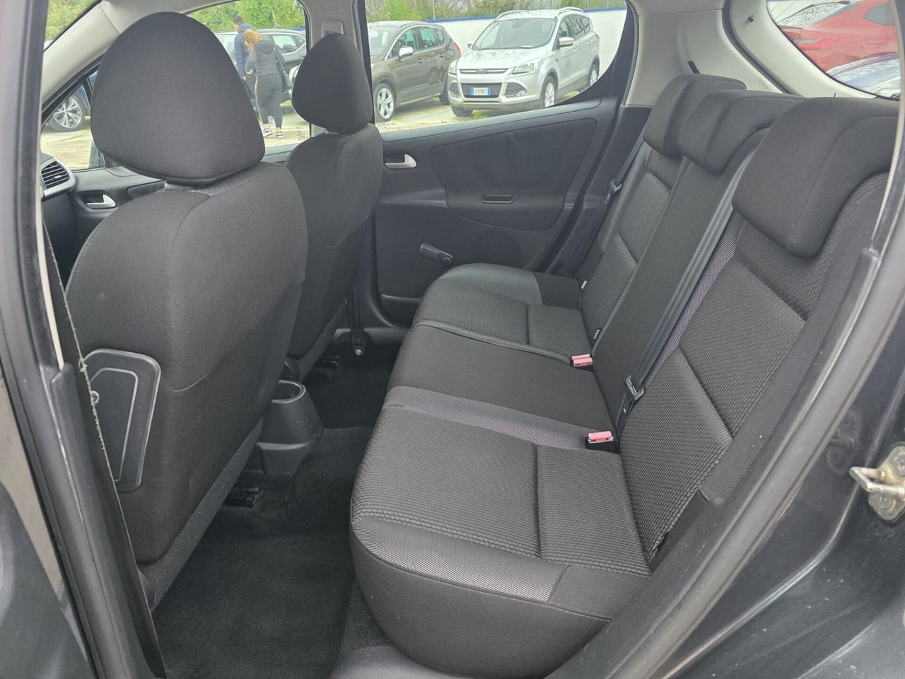 Peugeot 207 1.4 8V 75CV 5p. Active