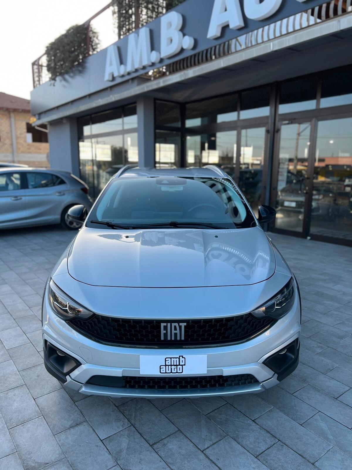 Fiat Tipo Cross 1.6 Mjt 130 Cv 5 porte