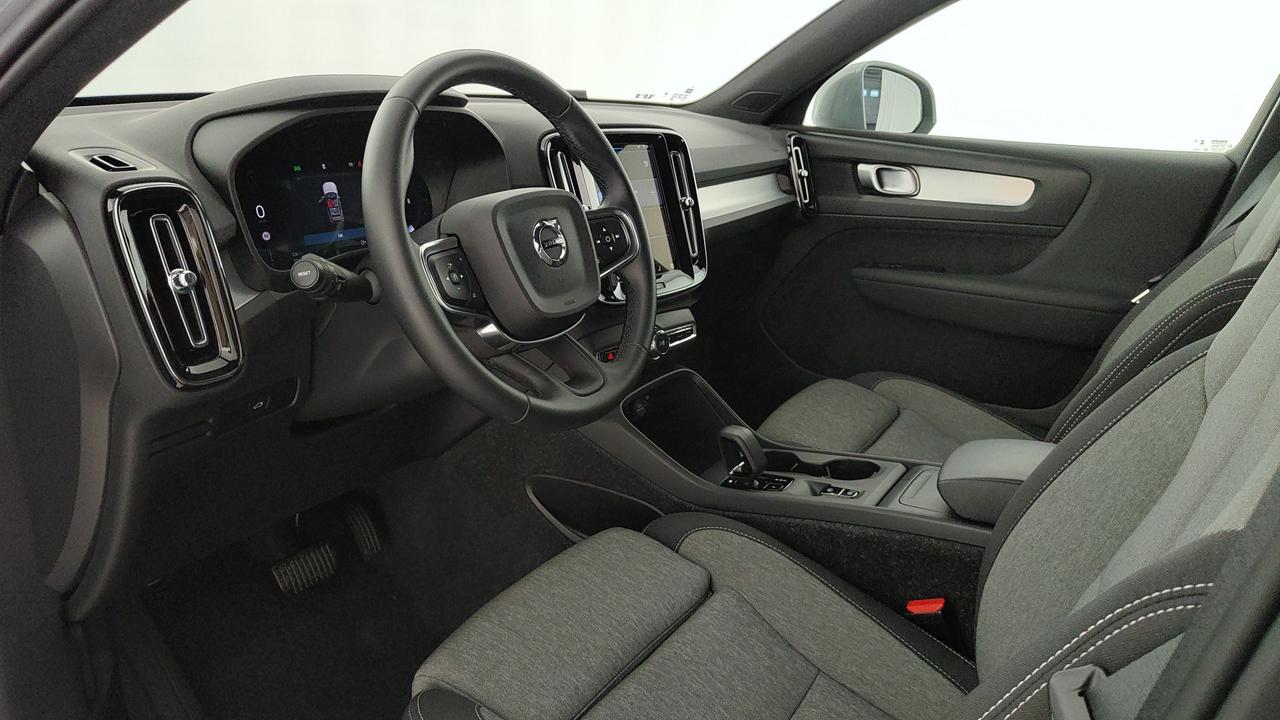 VOLVO XC40 2.0 b3 Core auto
