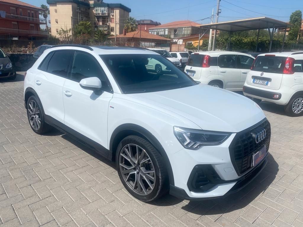 Audi Q3 35 TDI 150 CV S tronic S line edition