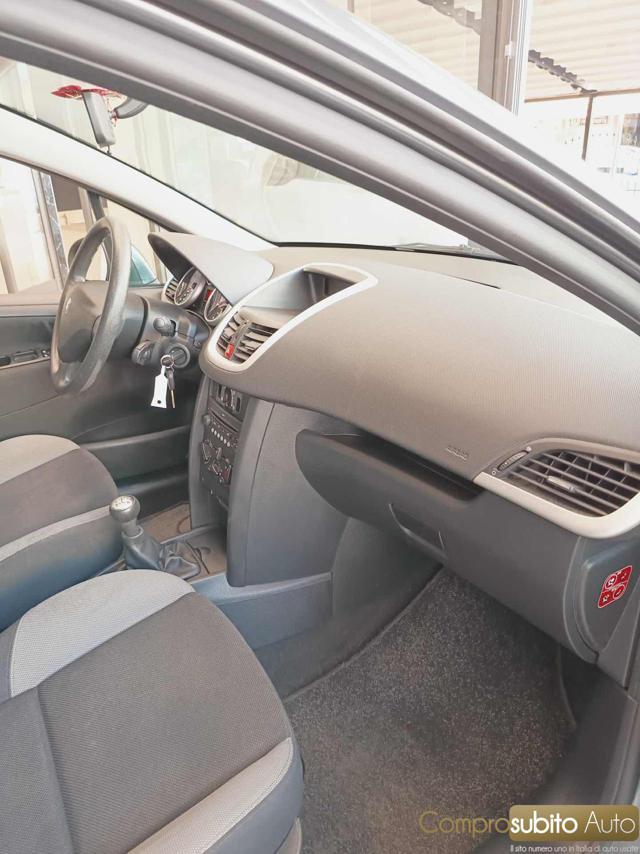 PEUGEOT 207 1.4 VTi 95CV 5p. X Line