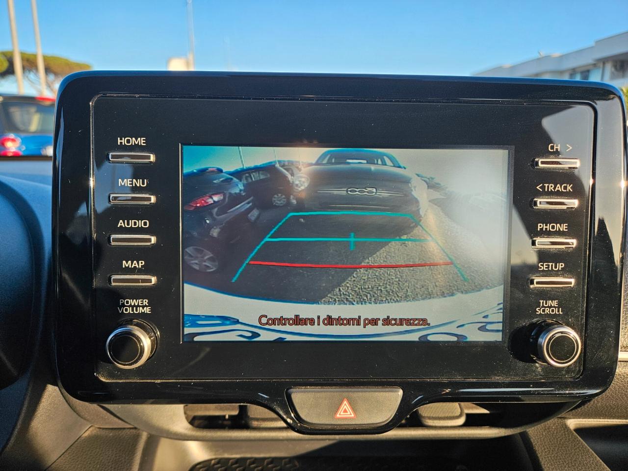 Toyota Yaris 1.5 Hybrid 5 porte Business