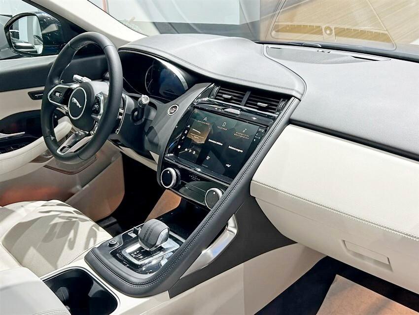 Jaguar E-Pace 2.0D I4 163 CV AWD Auto SE