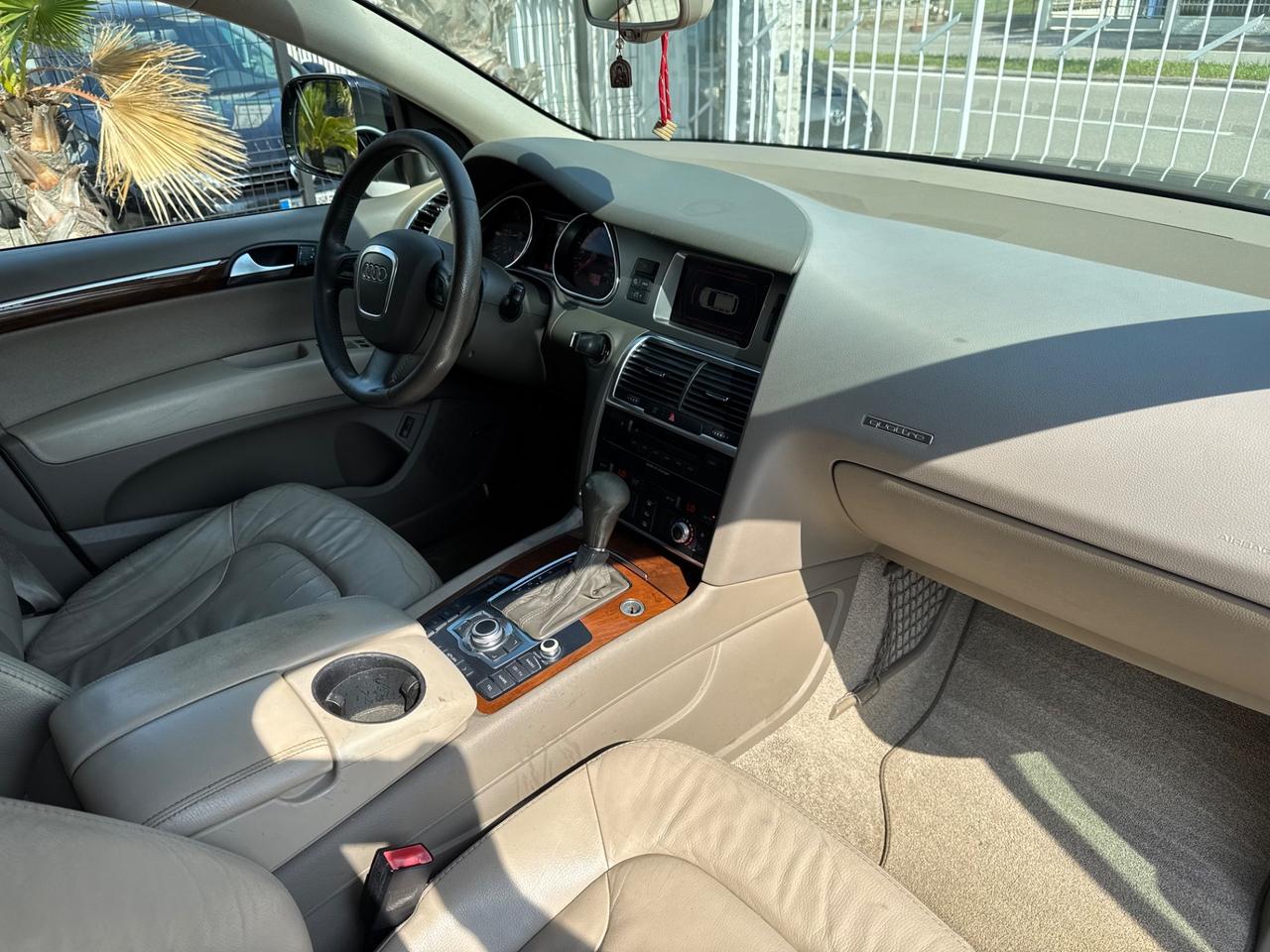Audi Q7 3.0 V6 TDI 233CV QUATTRO 7 POSTI