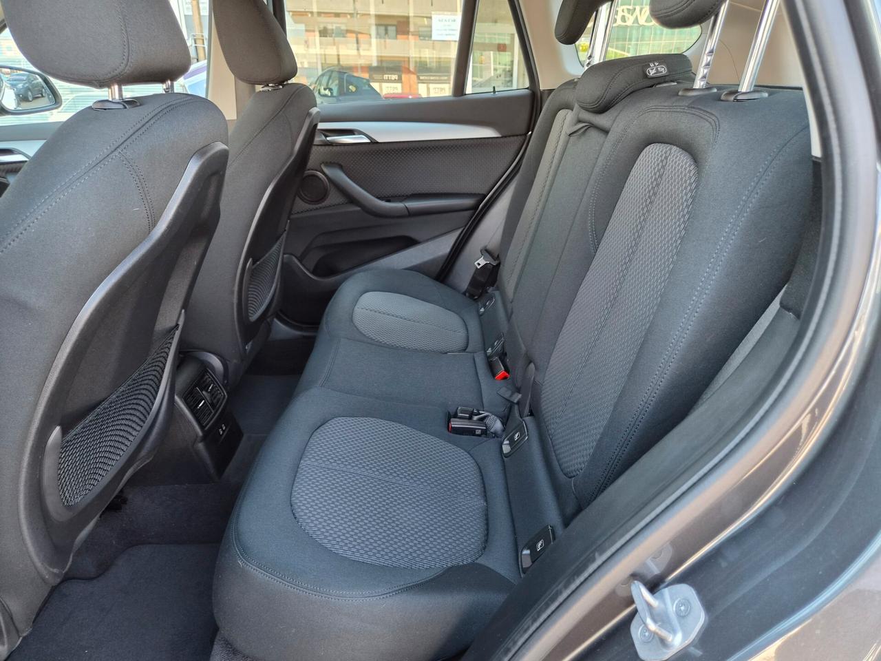 Bmw X1 sDrive 18d Business Advantage C.AUTOM.