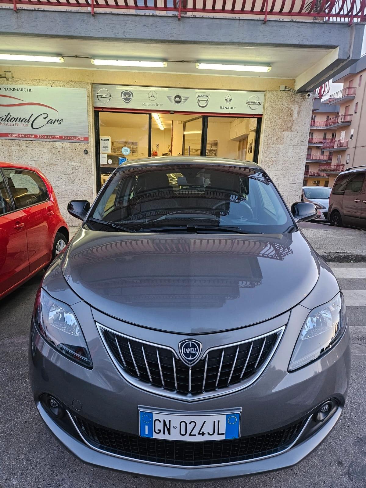 Lancia Ypsilon 1.0 Firefly Hybrid S&S GOLD 70CV