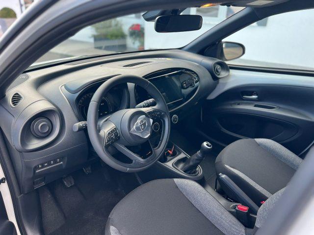 TOYOTA Aygo X Aygo X 1.0 VVT-i 72 CV 5 porte Active