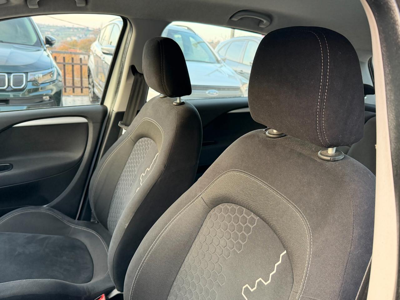 Fiat Punto New 1.3 M.JET 75 cv. 5p LOUNGE (MOTORE DA RIVEDERE)