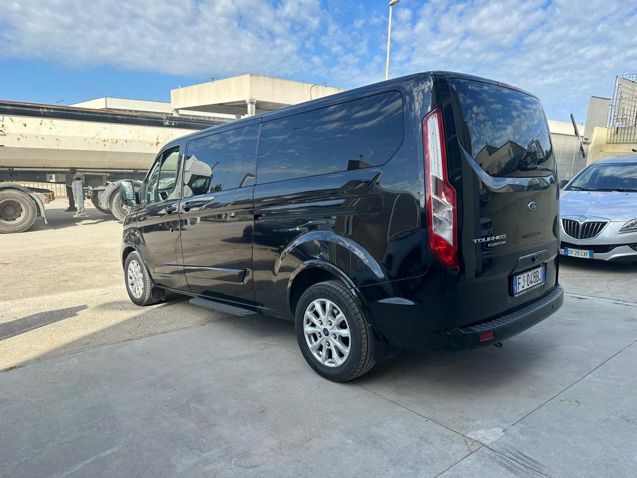 Ford Tourneo Custom 2.0D 170cv 9 posti fullopt 2018