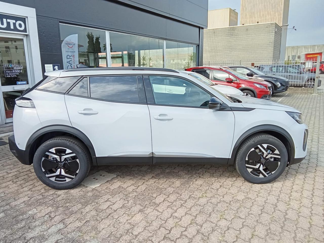 Peugeot 2008 Hybrid 145 e-DCS6 Allure