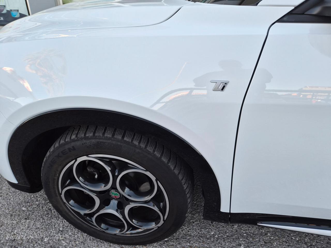 Alfa Romeo Tonale 1.6 diesel 130 CV TCT6 Ti