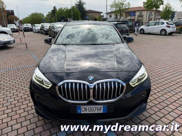 BMW 118 i 5p. Msport