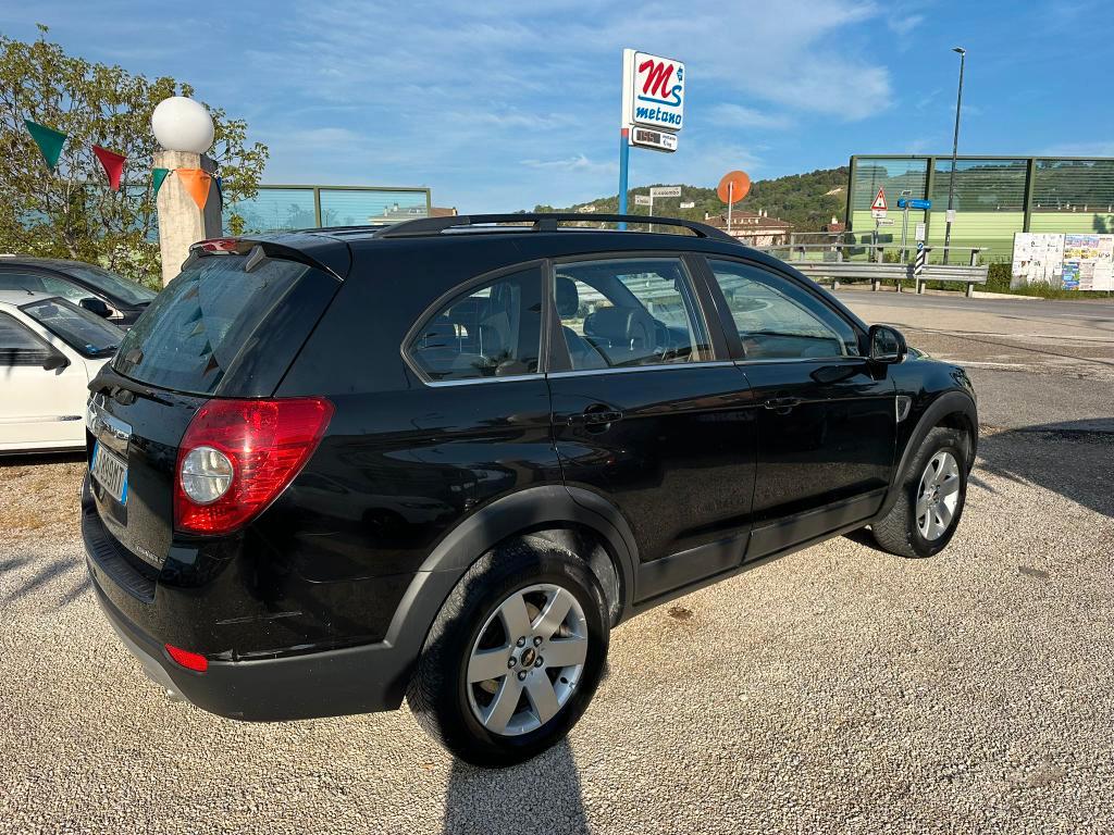 Chevrolet Captiva 2.0 TD 4X4 7 POSTI
