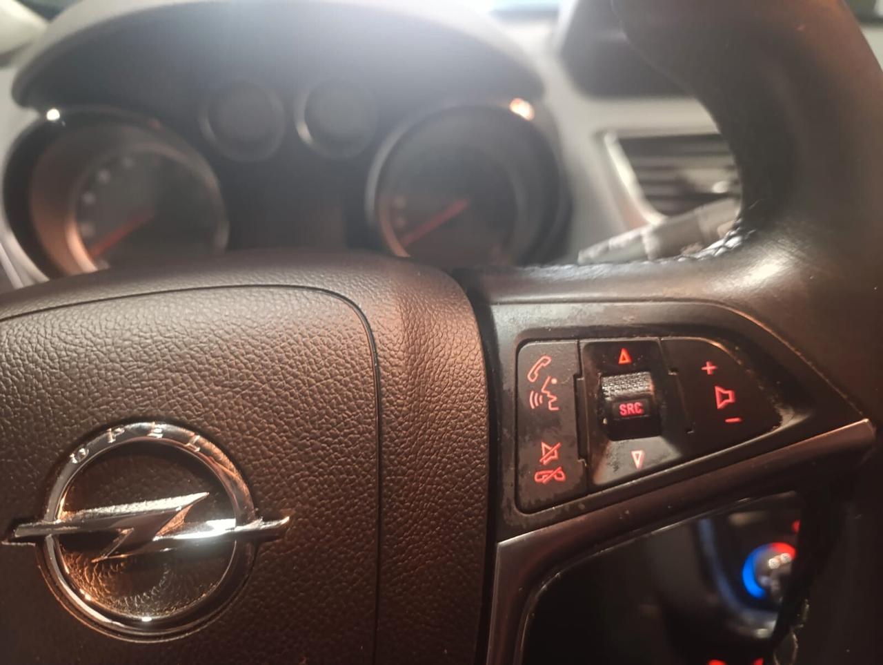 Opel Mokka del 2013 benzina trazione 4x2