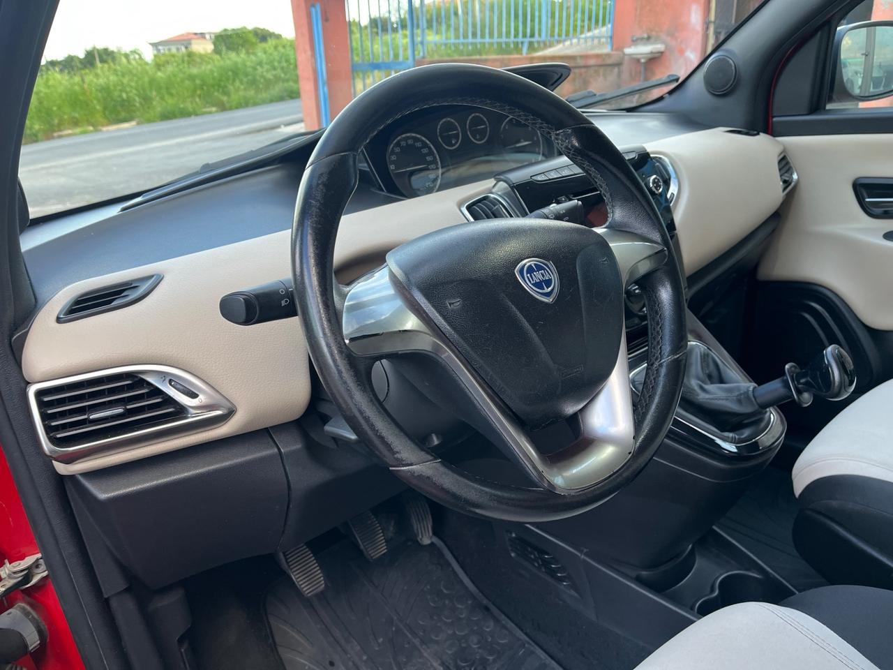 Lancia Ypsilon 1.2 69 CV 5 porte Gold-Km114000-