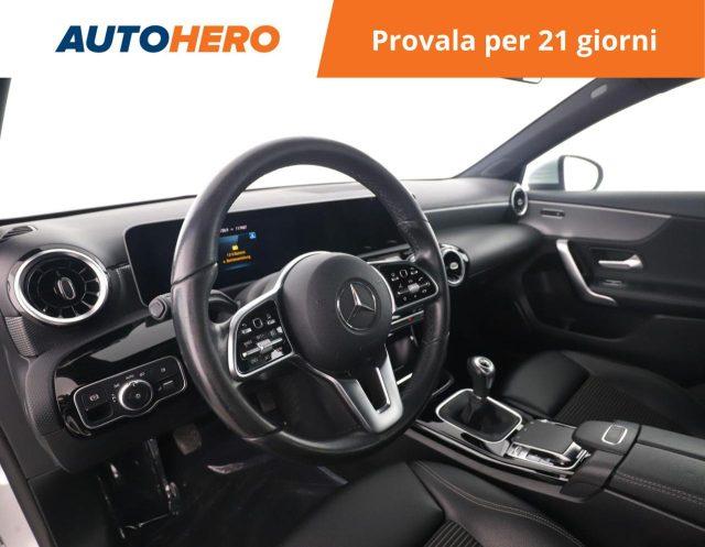 MERCEDES-BENZ A 200 Sport