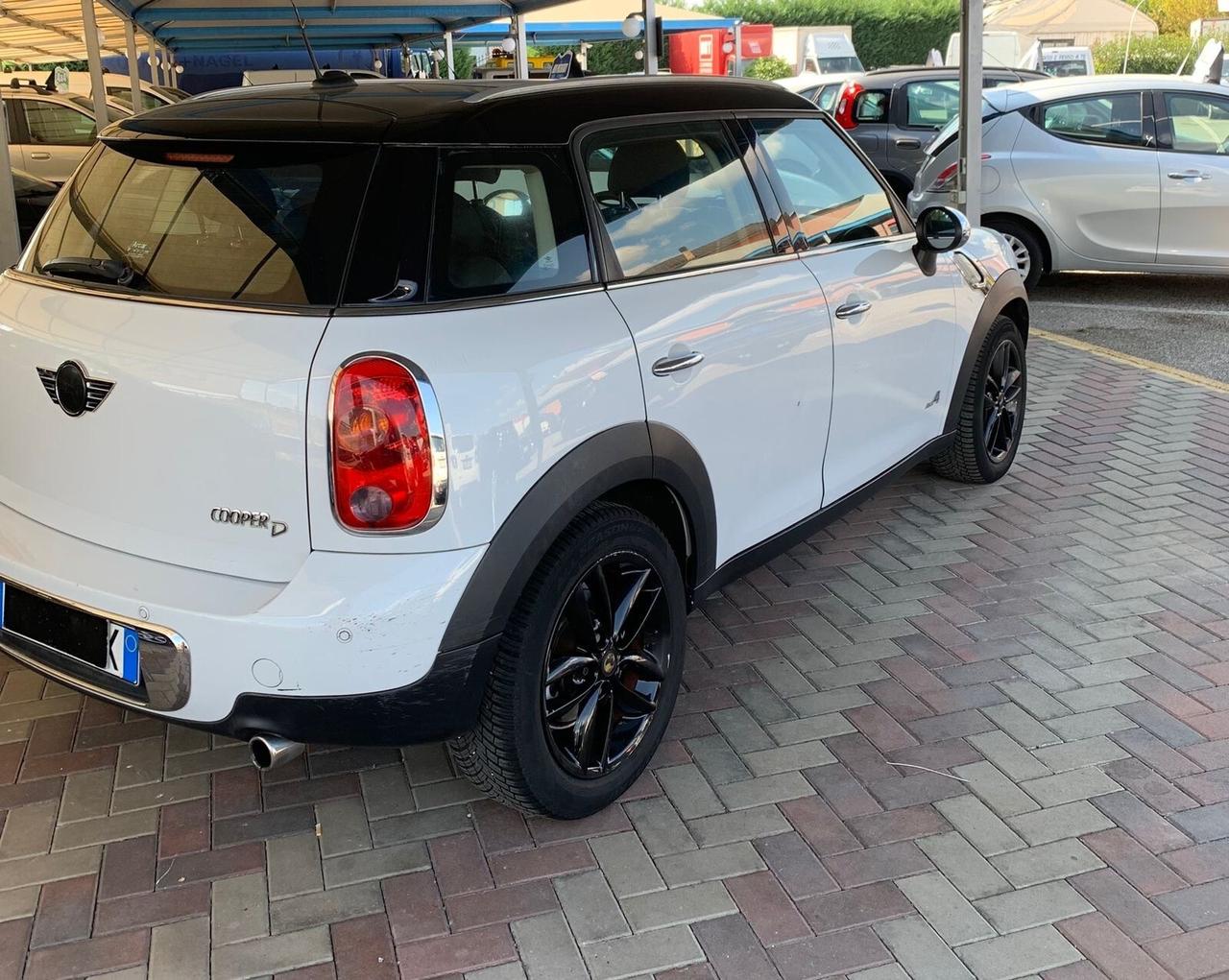 Mini Cooper D Countryman ALL4 Automatica
