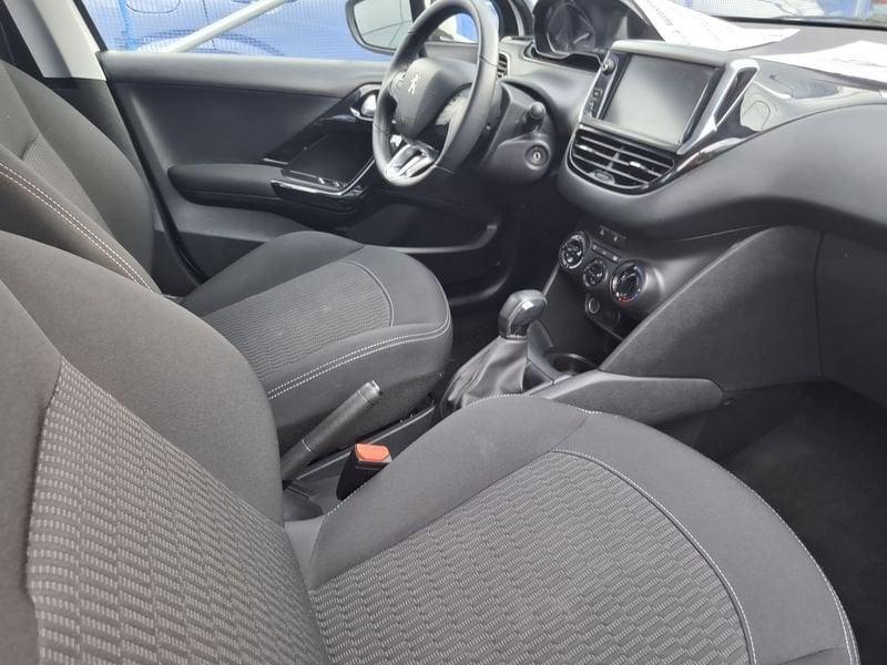 Peugeot 208 I 2015 5p 1.2 puretech Allure s&s 82cv neopatentati