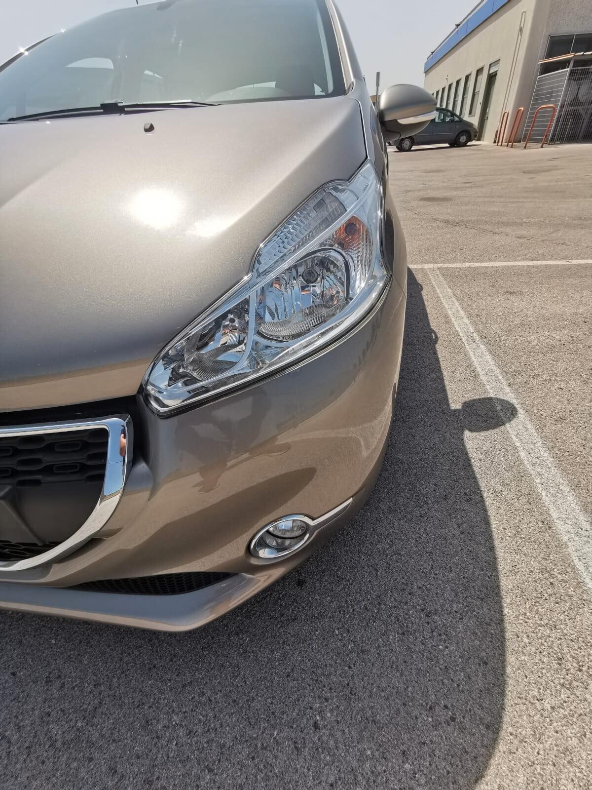 Peugeot 208 1.4 HDi 68 CV 5P. Active solo km.108000