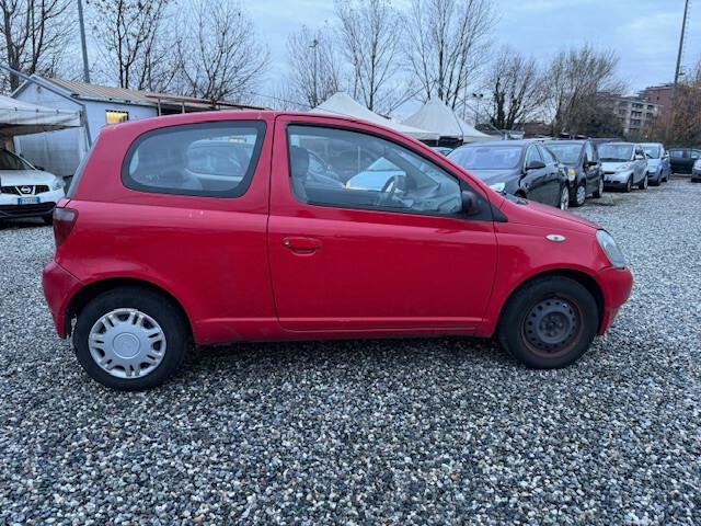 Toyota Yaris 1.0i 16V cat 3 porte Sol
