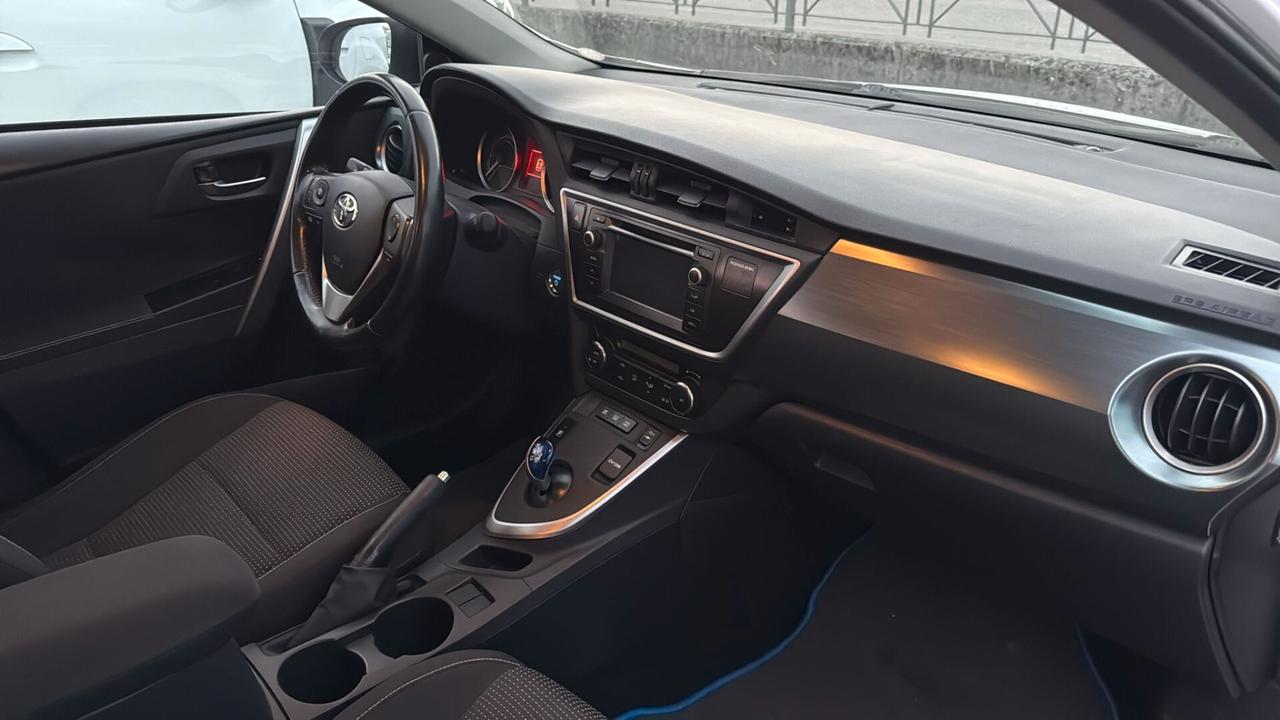 Toyota Auris 1.8 Hybrid 5 porte Lounge