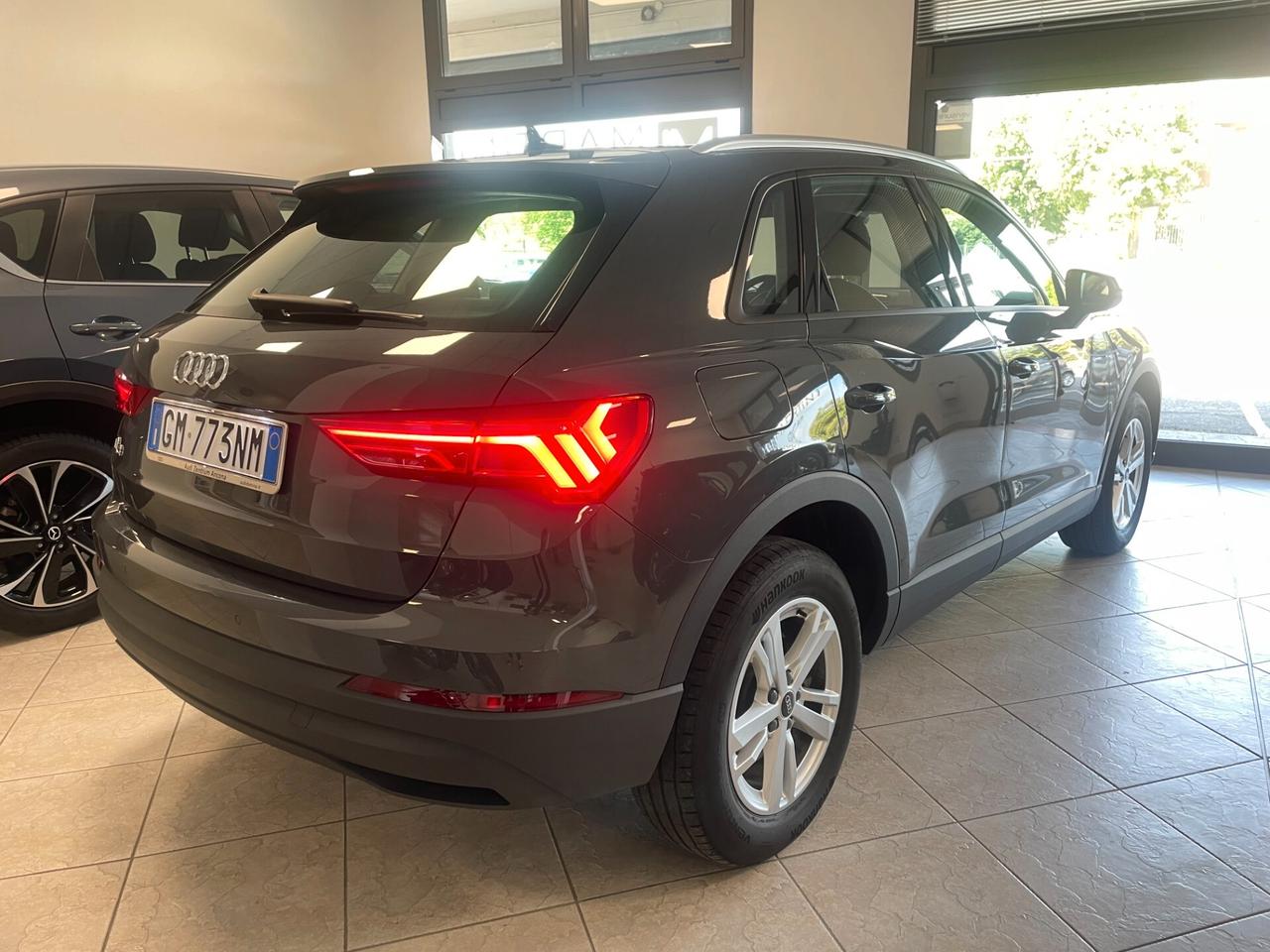 Audi Q3 45 TFSI e S tronic Business PREZZO REALE