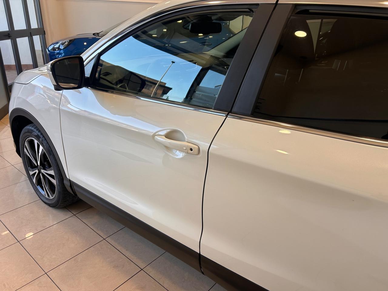 Nissan Qashqai 1.5 dCi N-Connecta