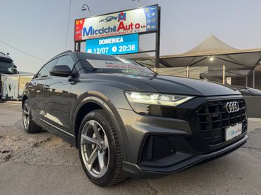 AUDI Q8 45 TDI 231 CV S-LINE FULL IVA