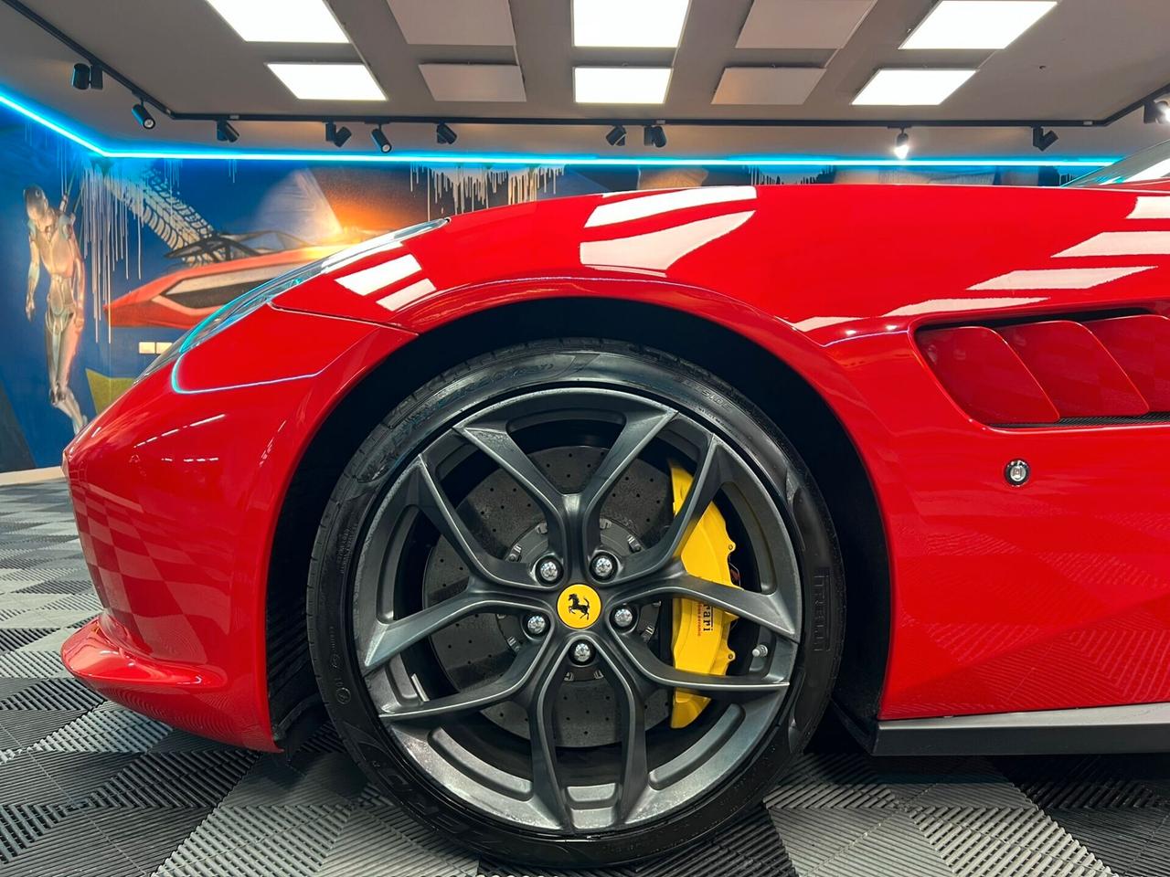 Ferrari GTC4 Lusso 3.9 T dct (296)