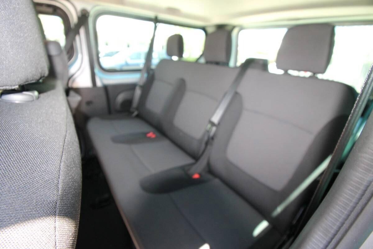 Renault Trafic 9p 150CV PL-TN Authentic|12.2024
