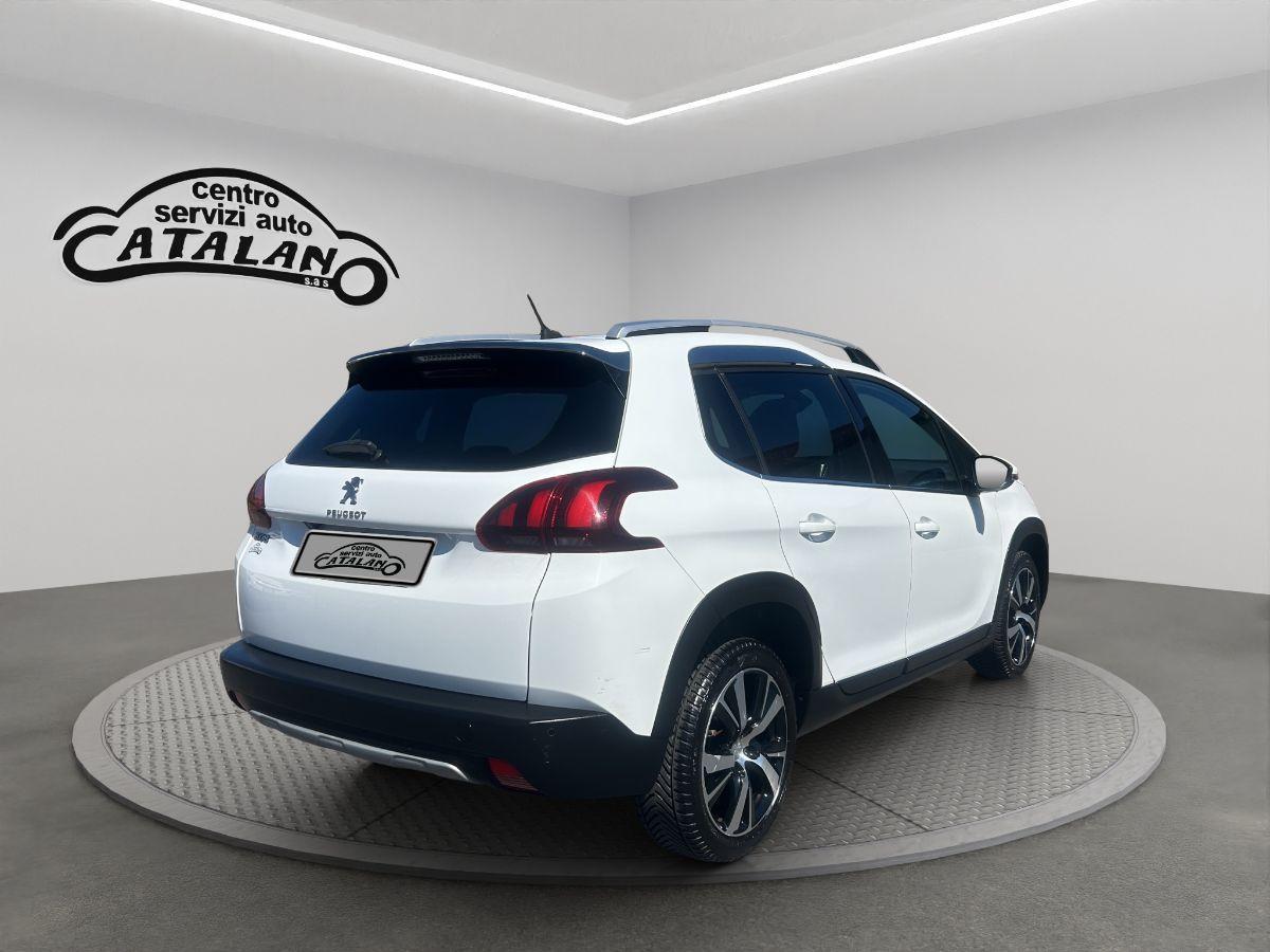 PEUGEOT - 2008 - 1.6 BlueHDi 100 Black Matt