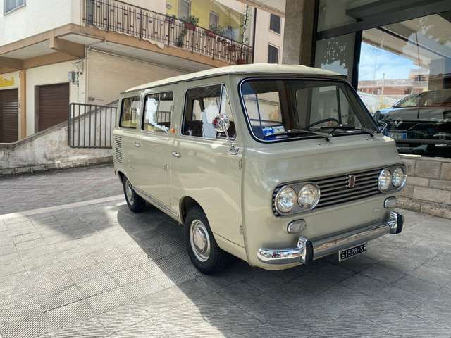 Fiat 850 Pulmino Prima Serie