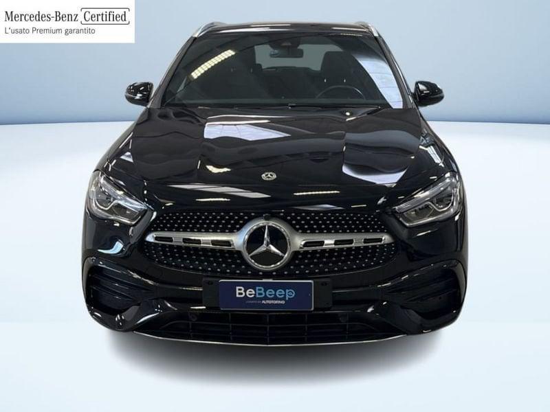 Mercedes-Benz GLA 200 D PREMIUM AUTO