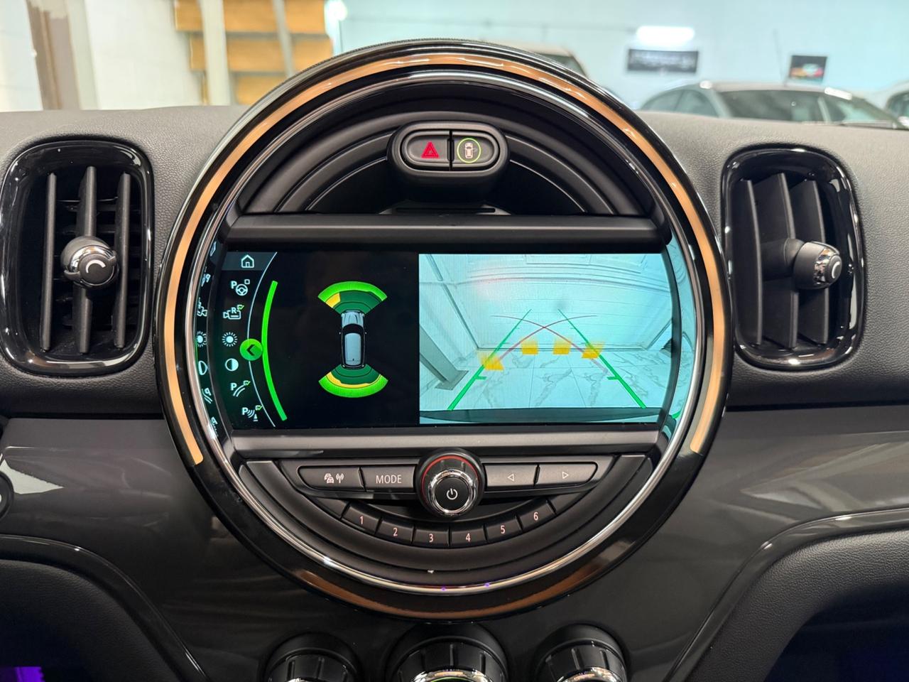 Mini Cooper D Countryman 2.0 Business Automatica
