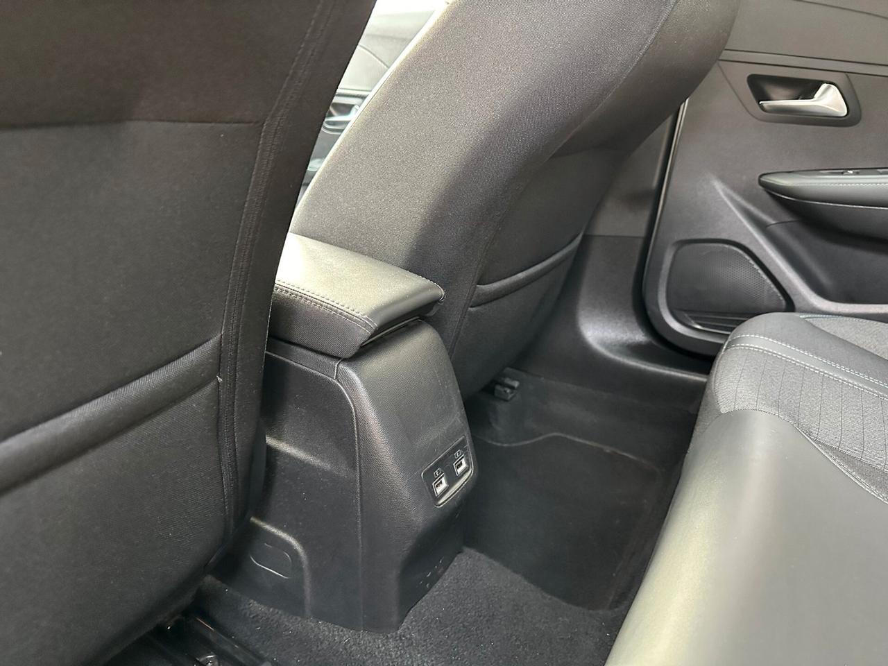 Peugeot 208 PureTech 100 Stop&Start 5 porte Style