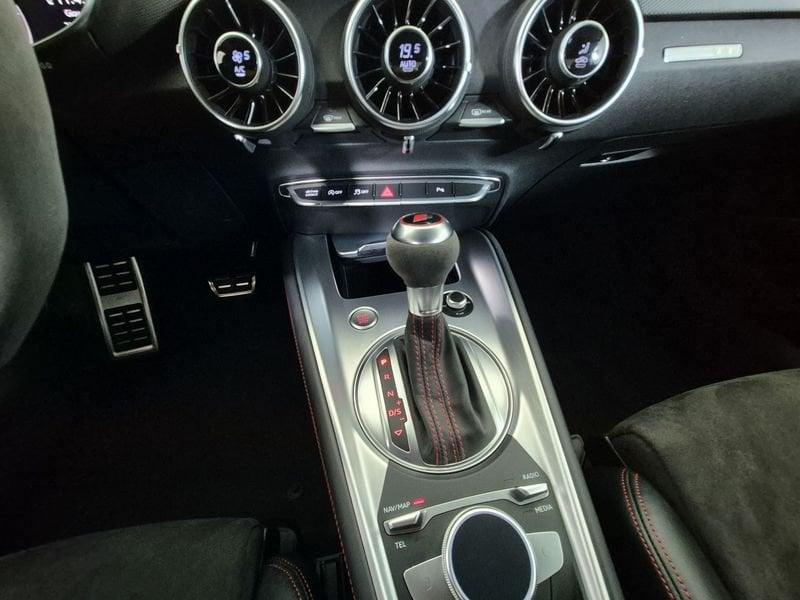 Audi TT III 2019 Coupe Benzina Coupe 40 2.0 tfsi s-tronic