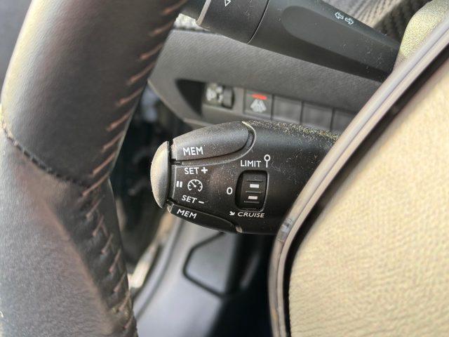 PEUGEOT 208 PureTech 100 Active Pack Unicoprop. LED Technology