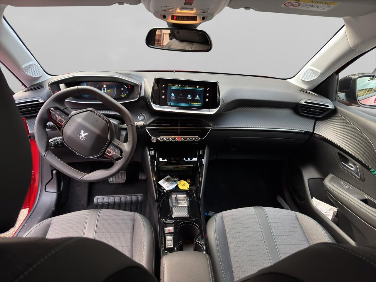 Peugeot 208 motore elettrico 136 CV 5 porte GT