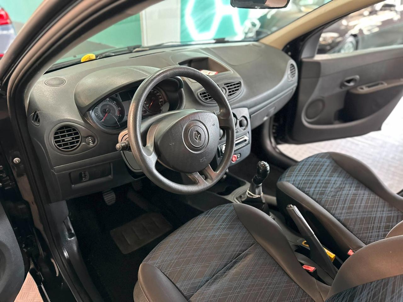 Renault Clio 1.2 16V 5 porte Le Iene