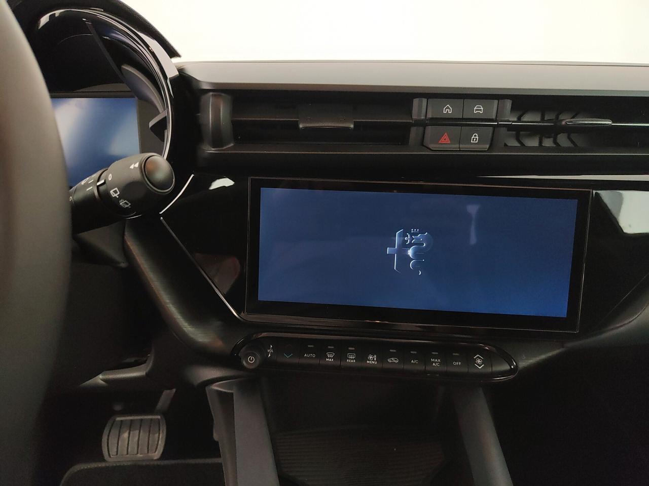 Alfa Romeo Junior 1.2 145 CV Hybrid eDCT6
