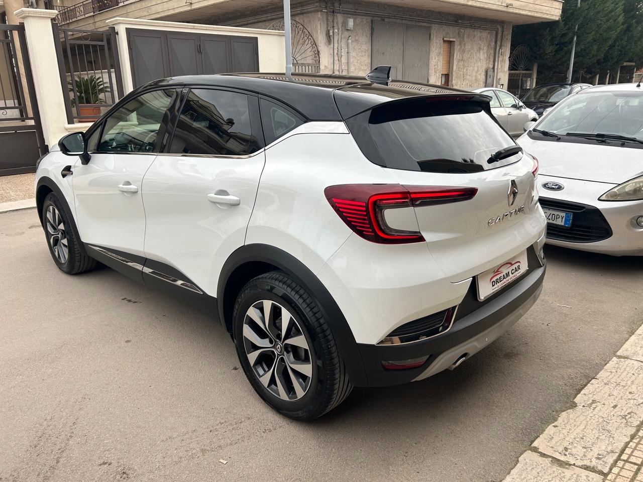 Renault Captur dCi 8V 90 CV EDC Sport Edition